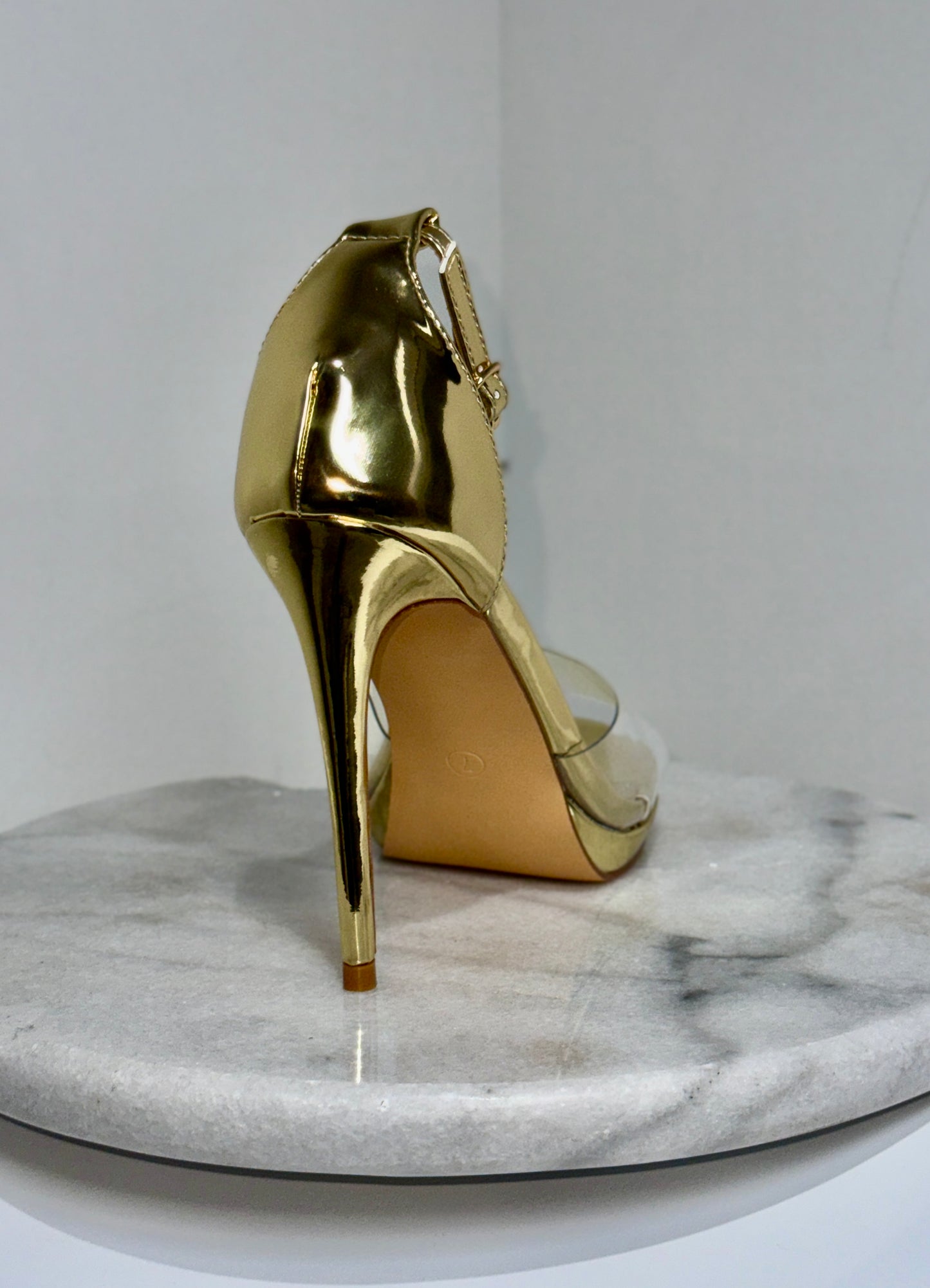 Tacón  Dorado Transparente