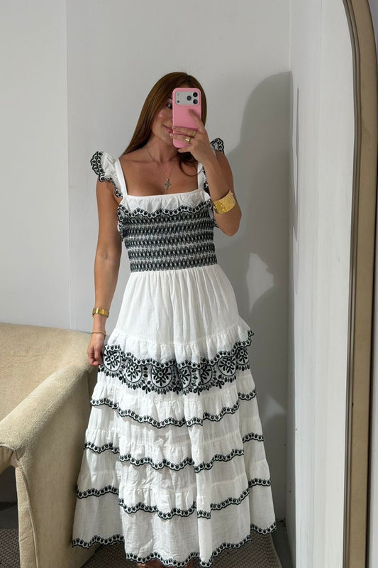 Maxi Vestido Bordado Ojalillo